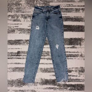 Old Navy Light Blue Distressed Skinny Jeans